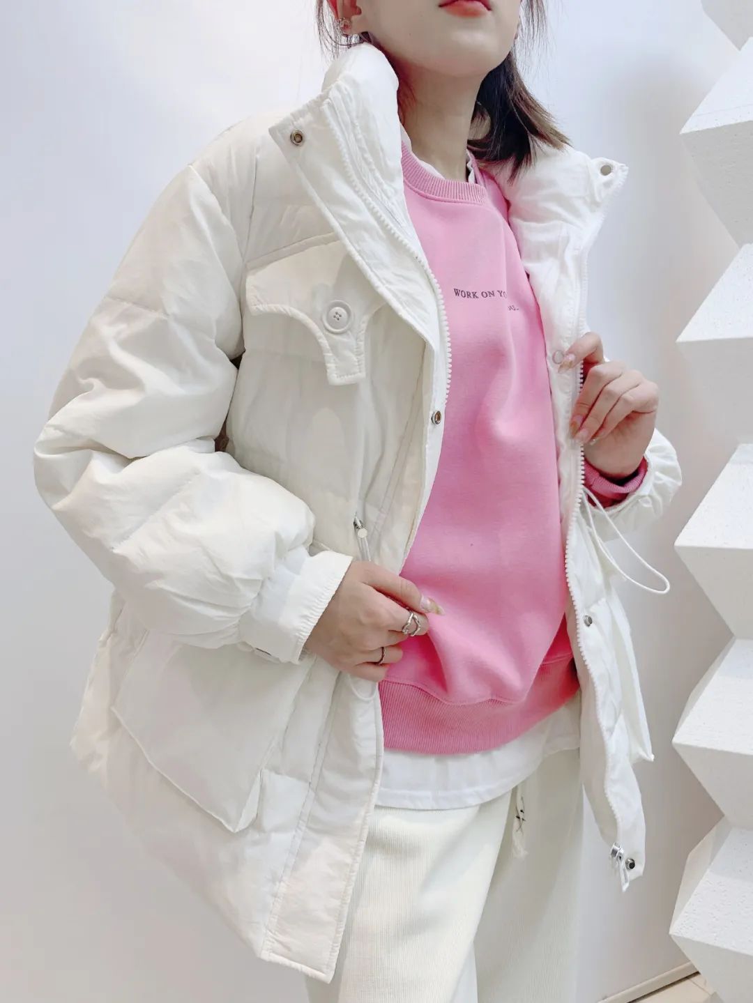 2022年冬季加厚保暖外套细腻柔暖闪耀暖暖的冬季漂亮女装