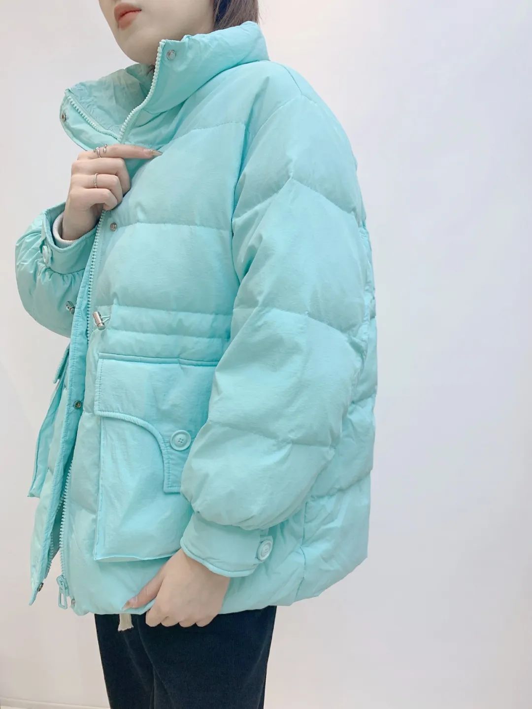 2022年冬季加厚保暖外套细腻柔暖闪耀暖暖的冬季漂亮女装