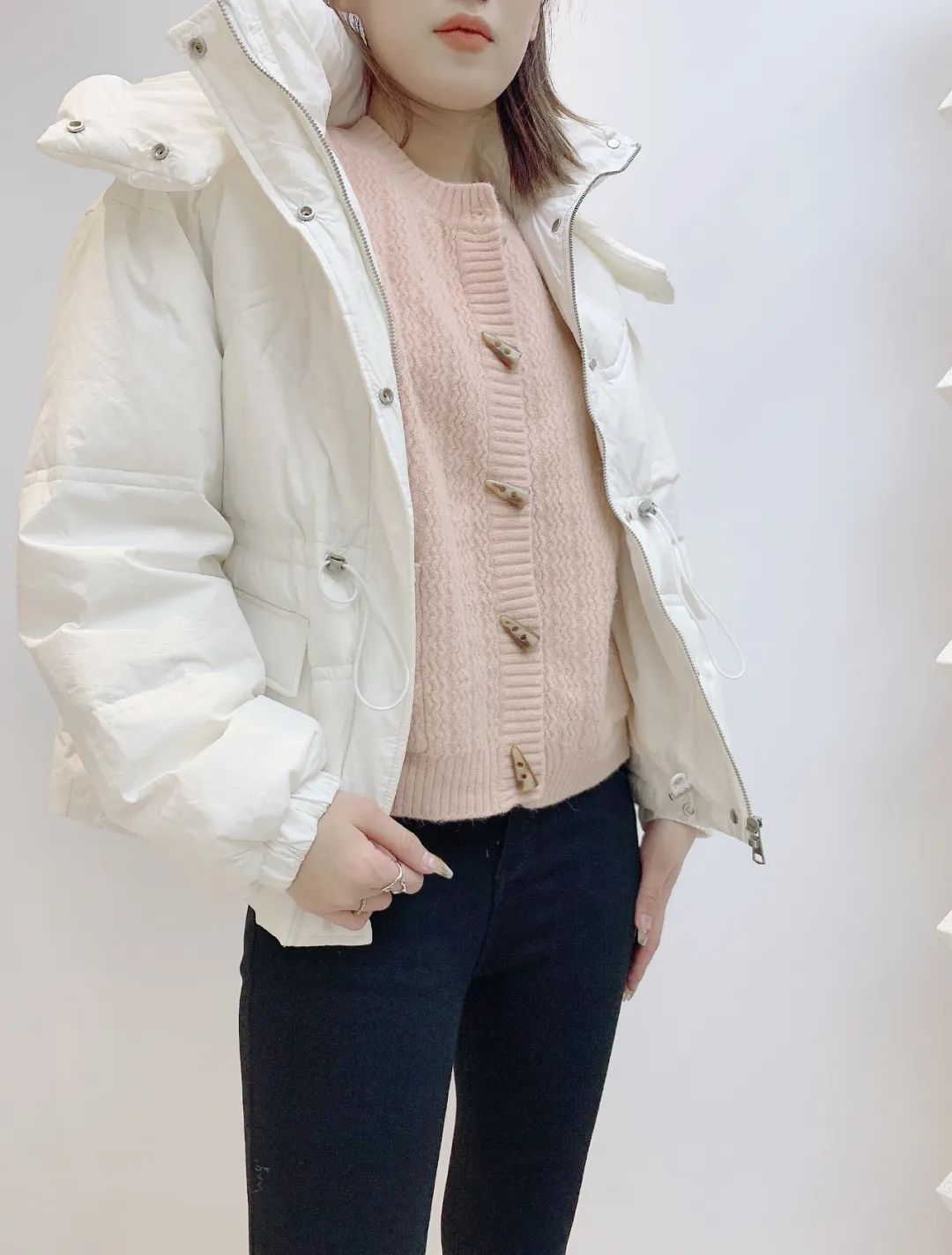 2022年冬季加厚保暖外套细腻柔暖闪耀暖暖的冬季漂亮女装