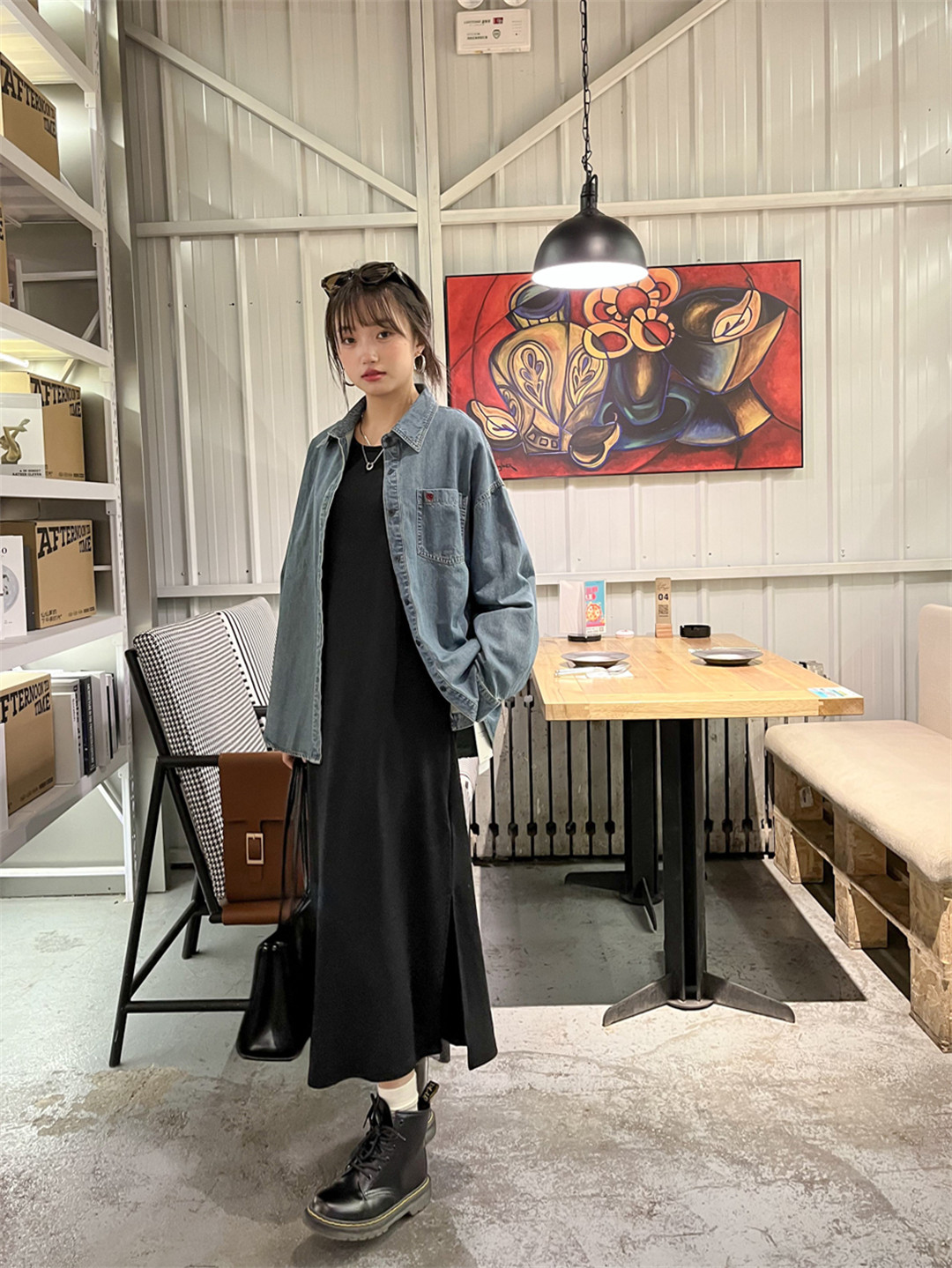 大连市中山区胜利广场千城女时装连锁店.jpg