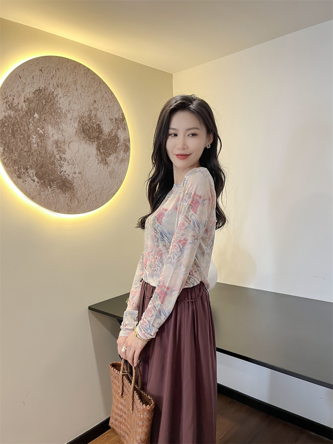 哈尔滨都市女性特色女装搭配的魅力展现