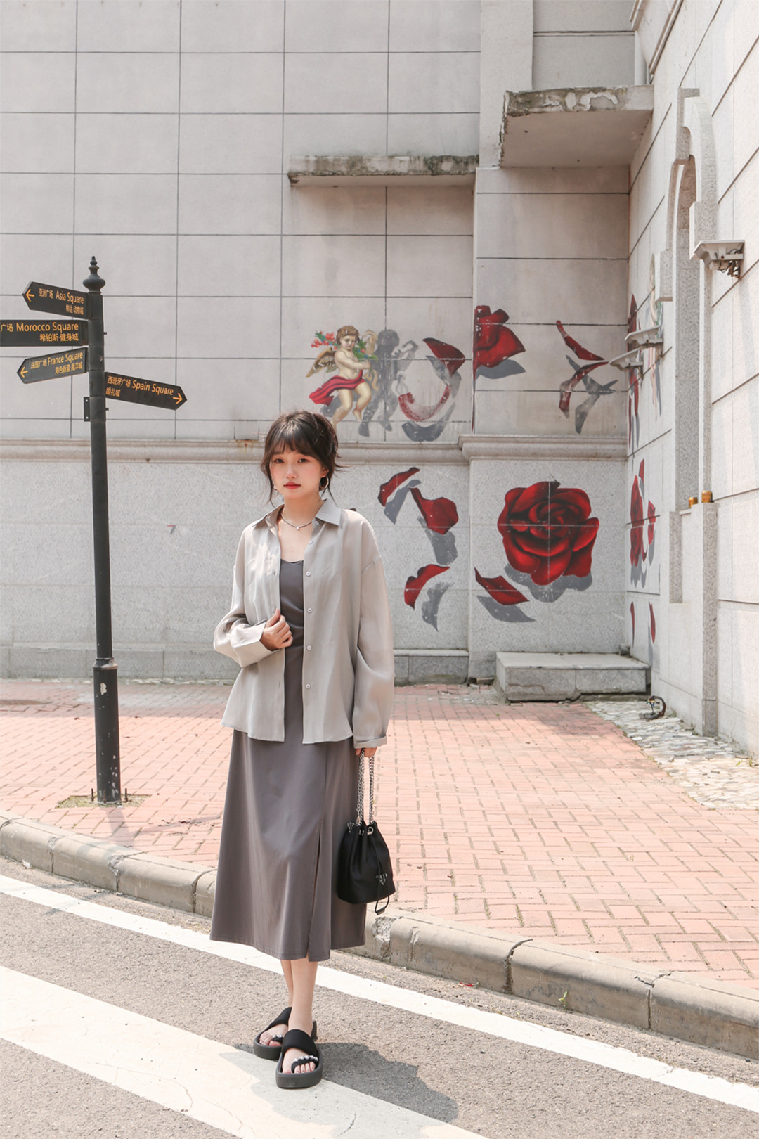 辽宁省营口市站前区万达广场千城女装店