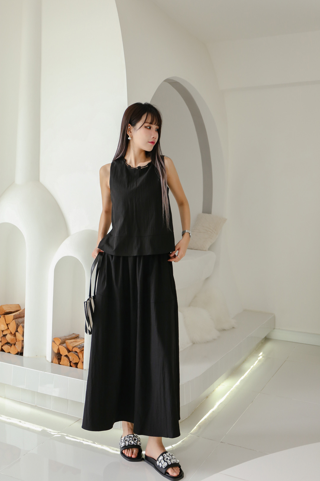 保定市莲池区青年路步行街时尚千城女装店