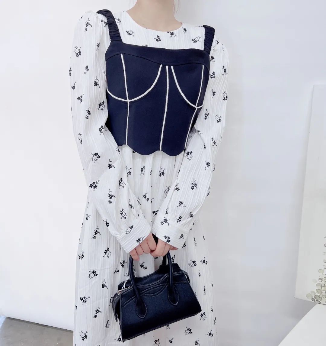 初夏千城新品女装