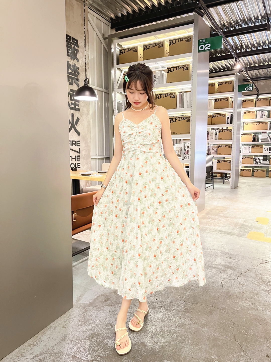 千城时尚集团夏季新品潮流淑女穿搭风格