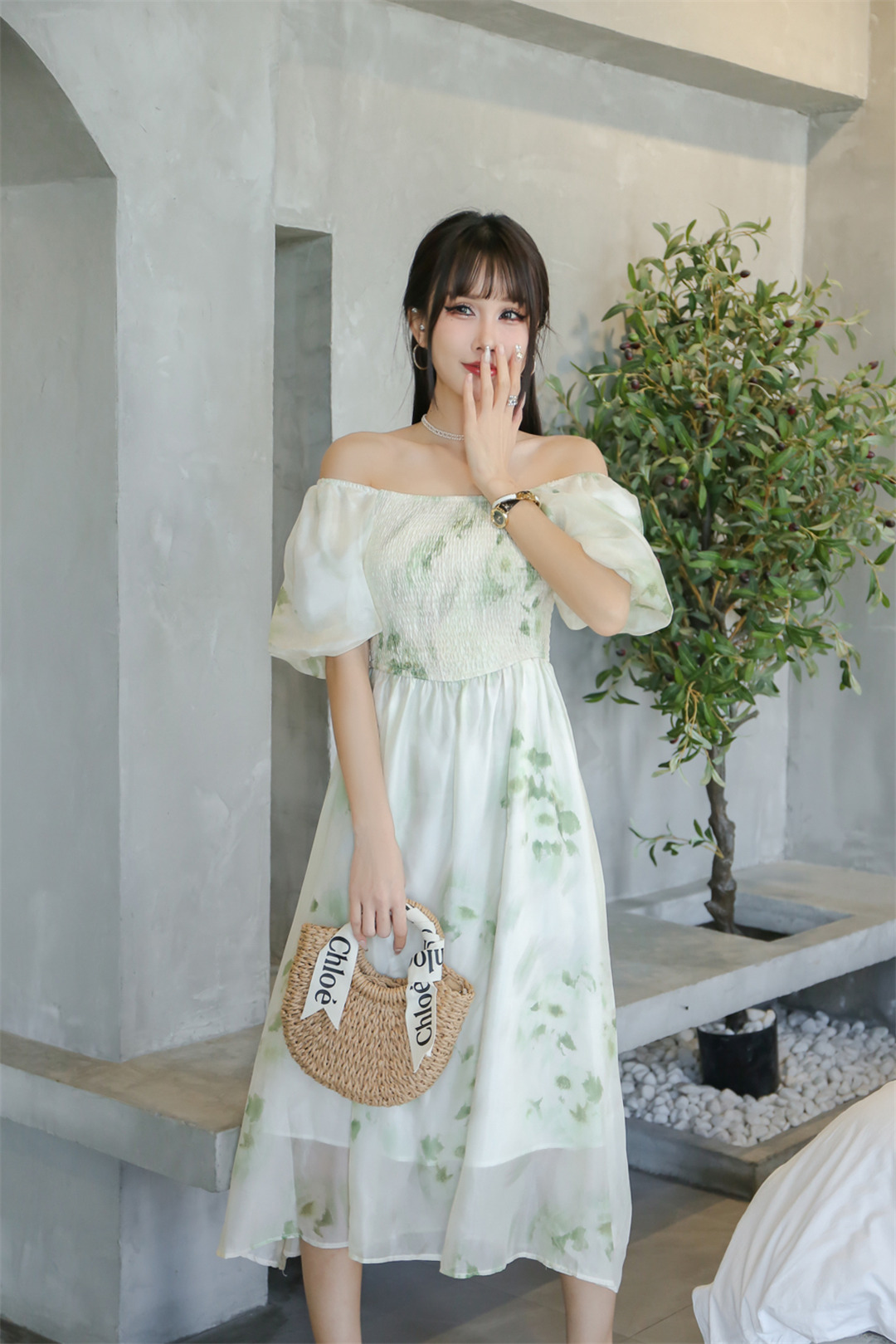 2024年母亲节千城品牌年轻时尚女装新款搭配指南