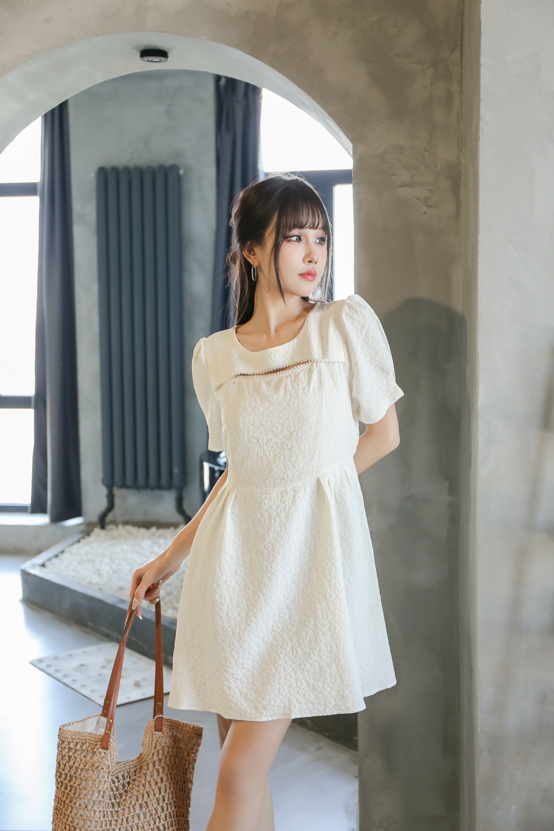 2024年母亲节千城品牌年轻时尚女装新款搭配指南