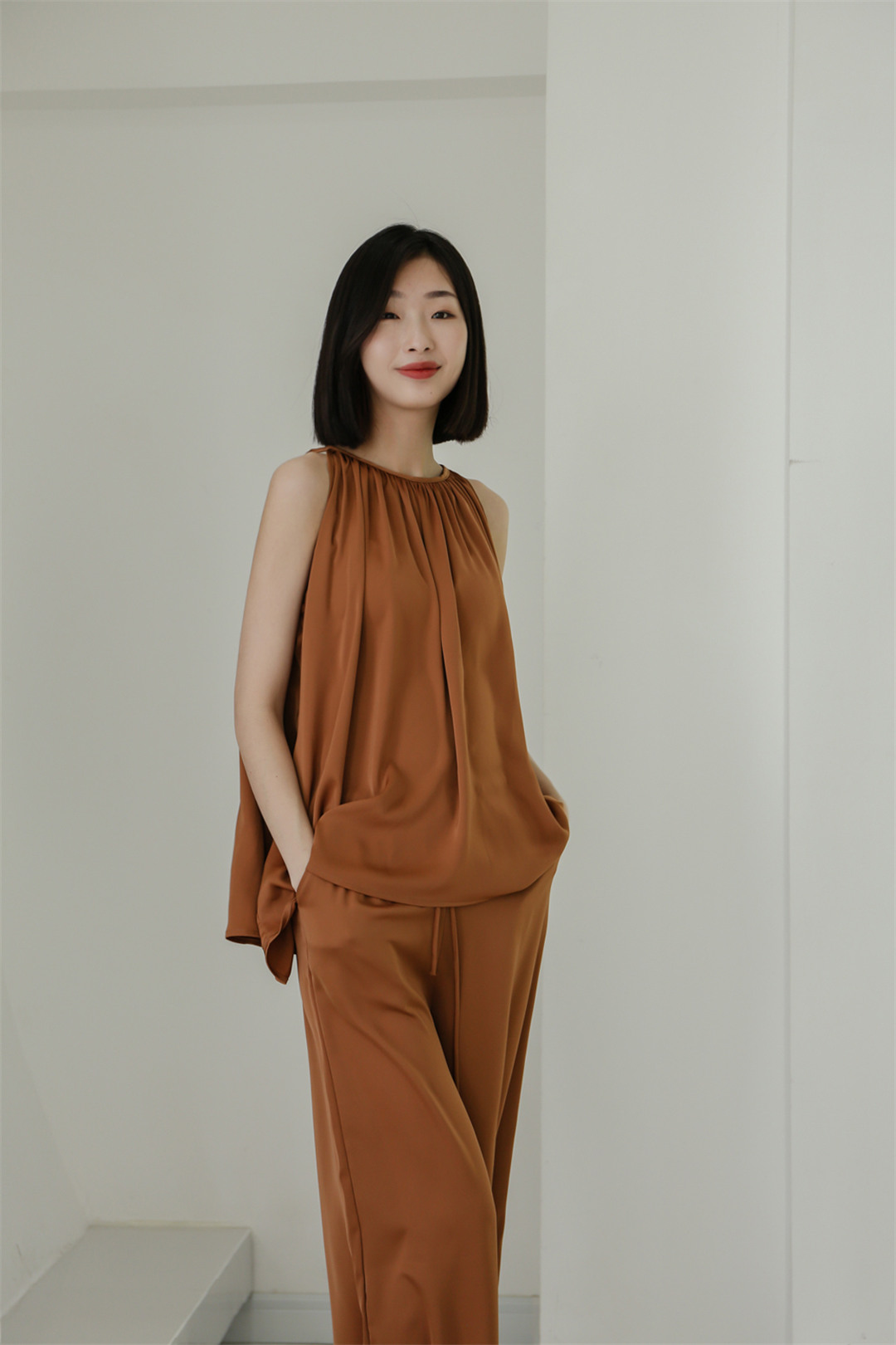 佳木斯市同江市通江街安捷小区白月女装