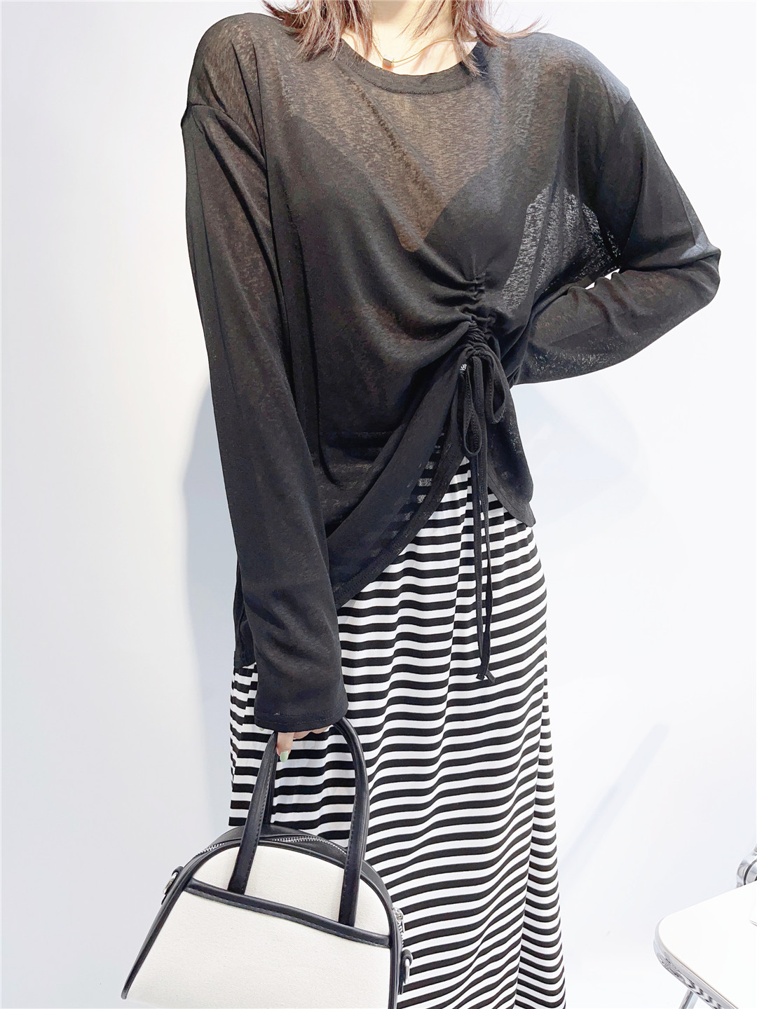 千城品牌时尚女装夏季新款展现独特魅力