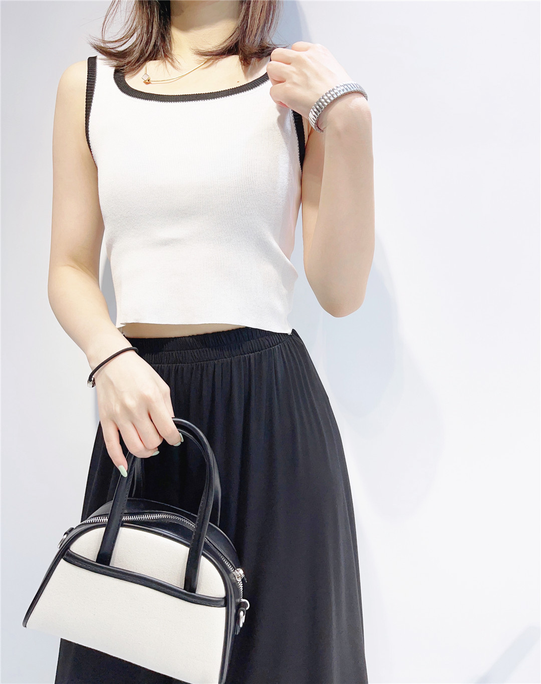 千城品牌时尚女装夏季新款展现独特魅力