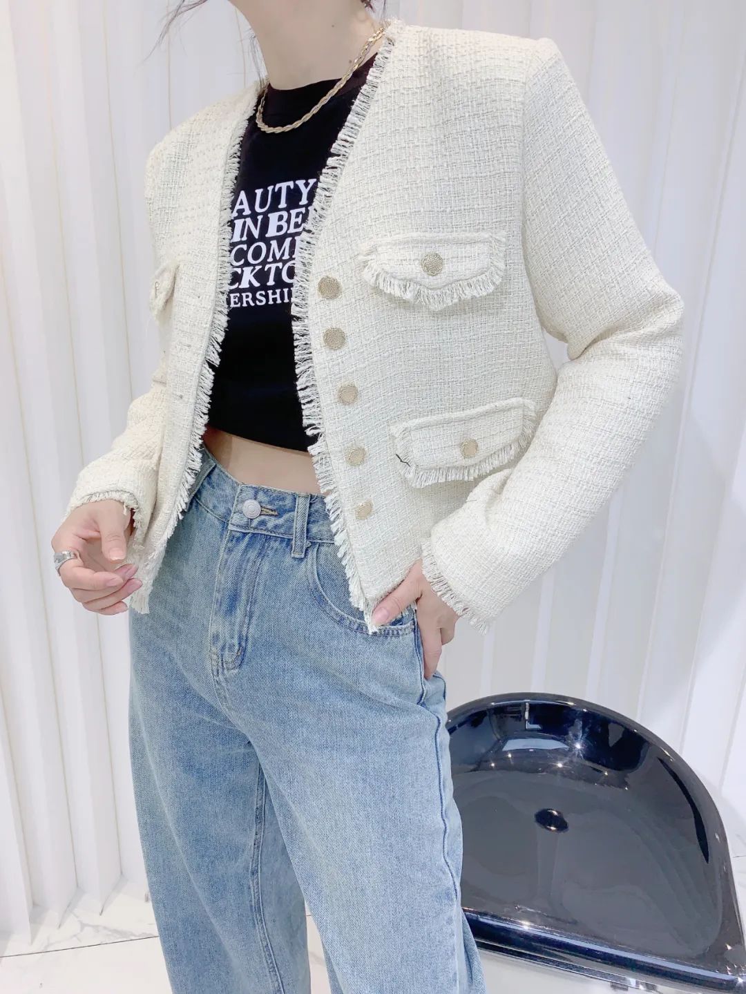 2023年开春时节轻松穿出女性优雅时尚魅力