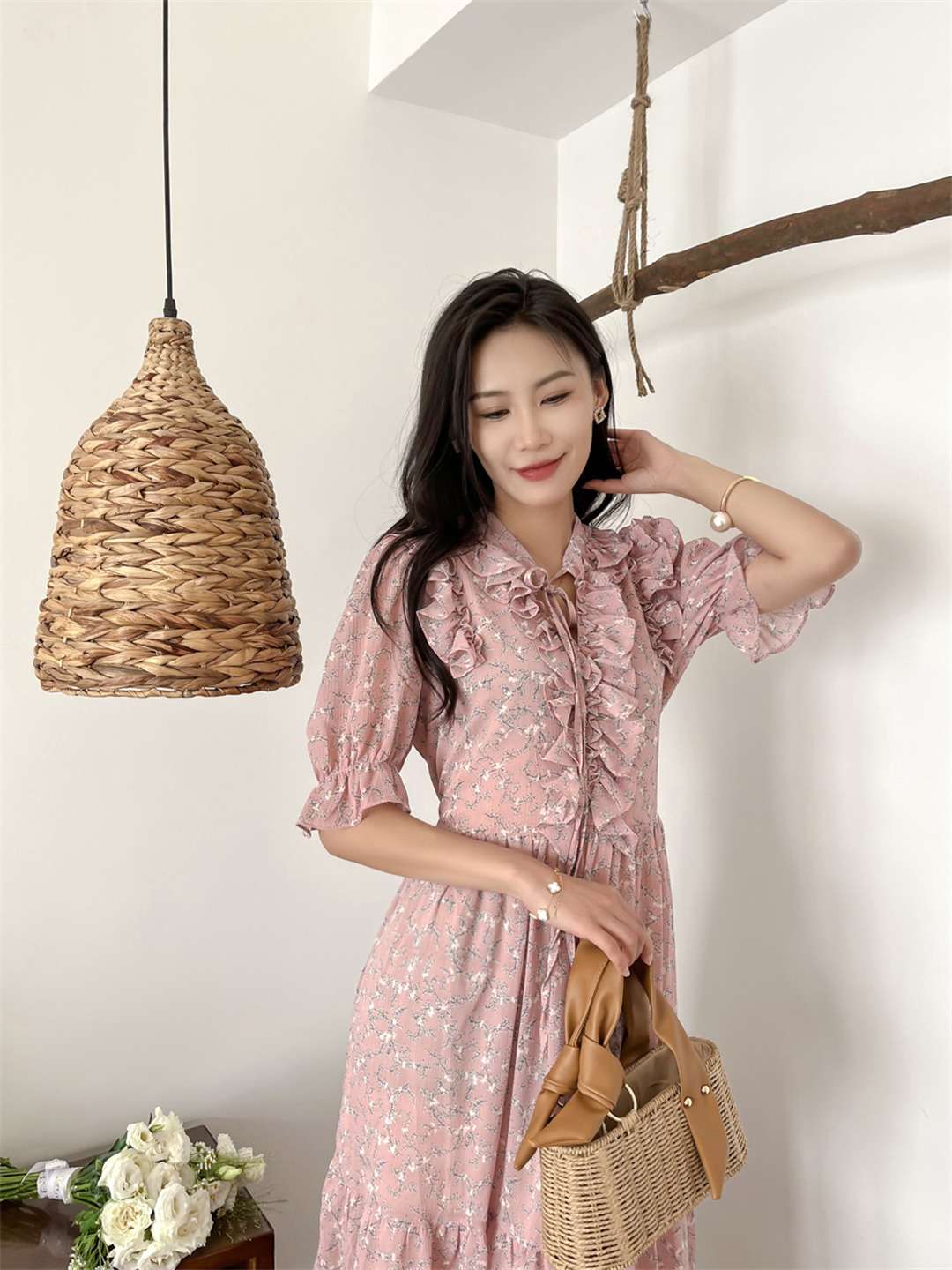 哈尔滨都市女性特色女装搭配的魅力展现