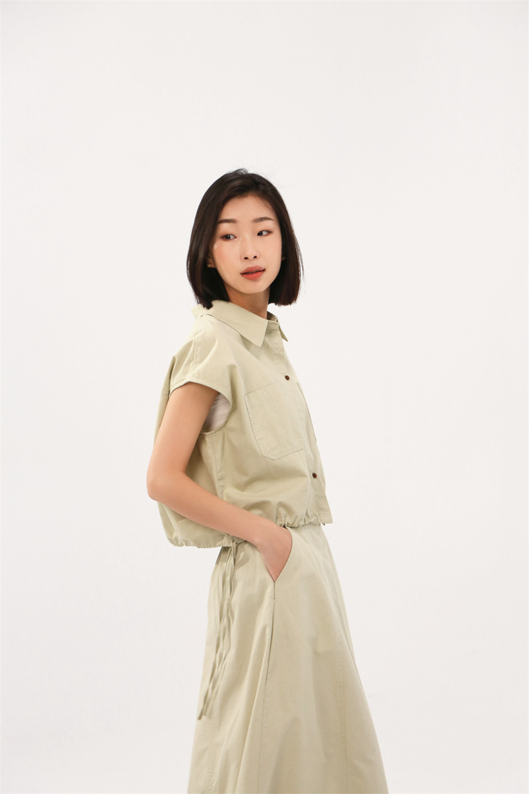 2024年我爱你节日白月时尚女装新款搭配