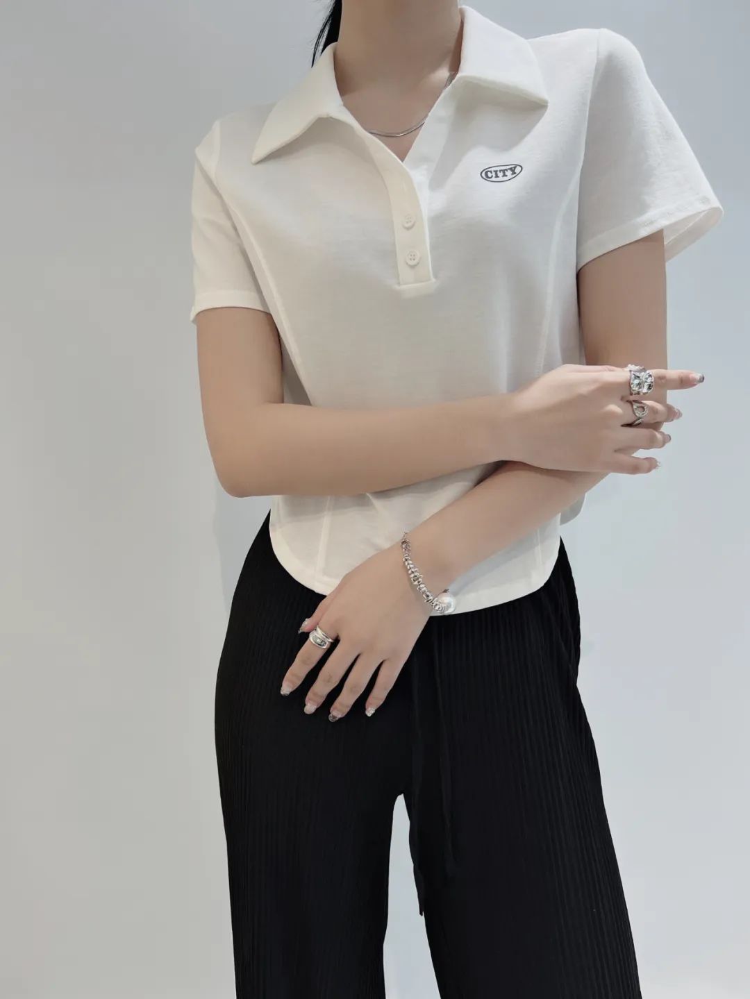 2023年夏季千城潮流女装个性时尚女装流行趋势！