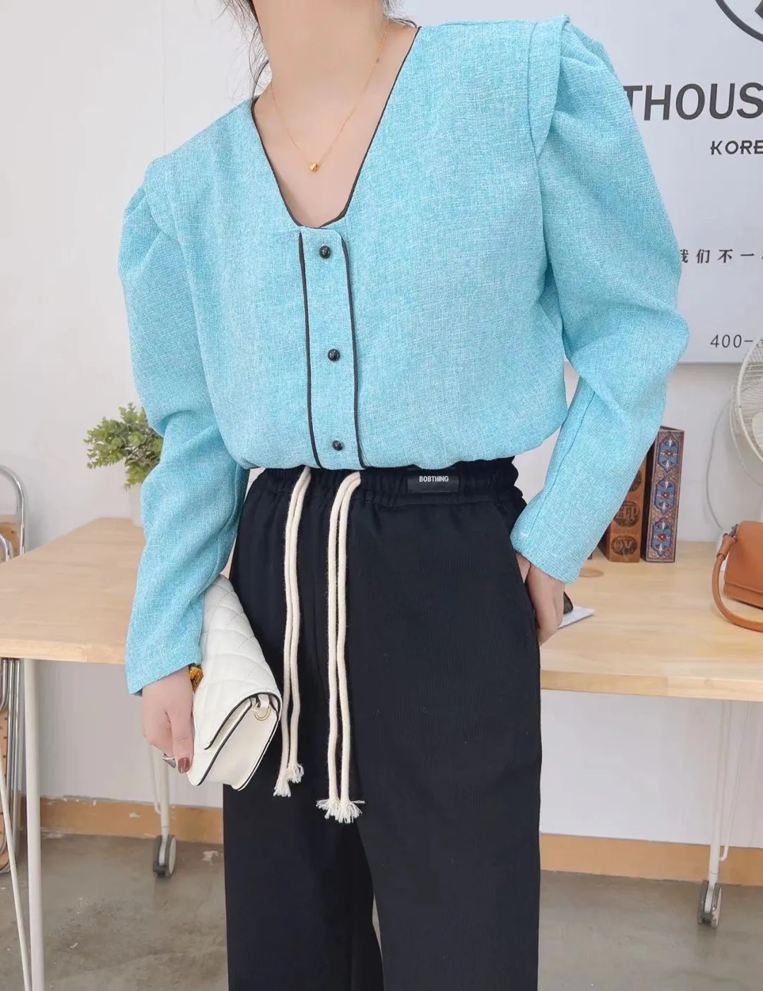 2022年早春系列新品时尚女装花样清新 别致新颖让你诗意盎然！