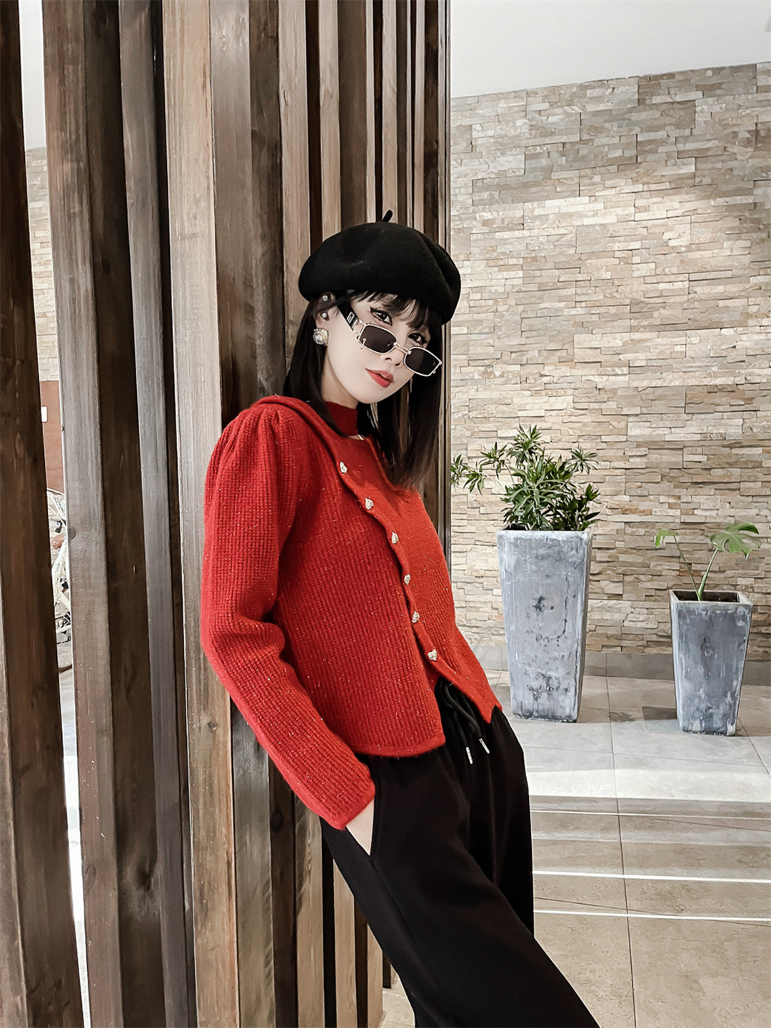 寒冷的冬季带来色彩斑斓的时尚千城女装的风采