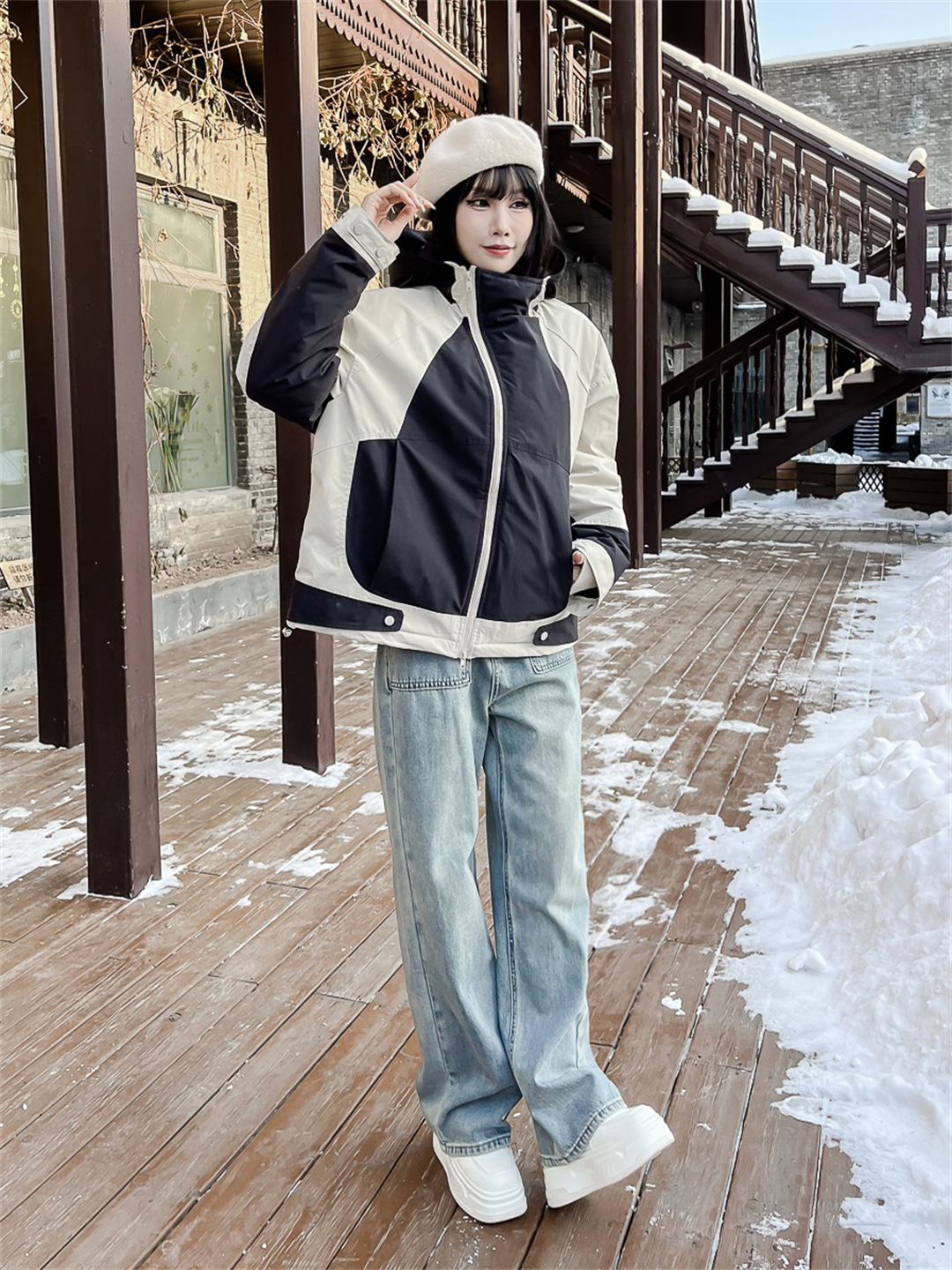 寒冷的冬季带来色彩斑斓的时尚千城女装的风采