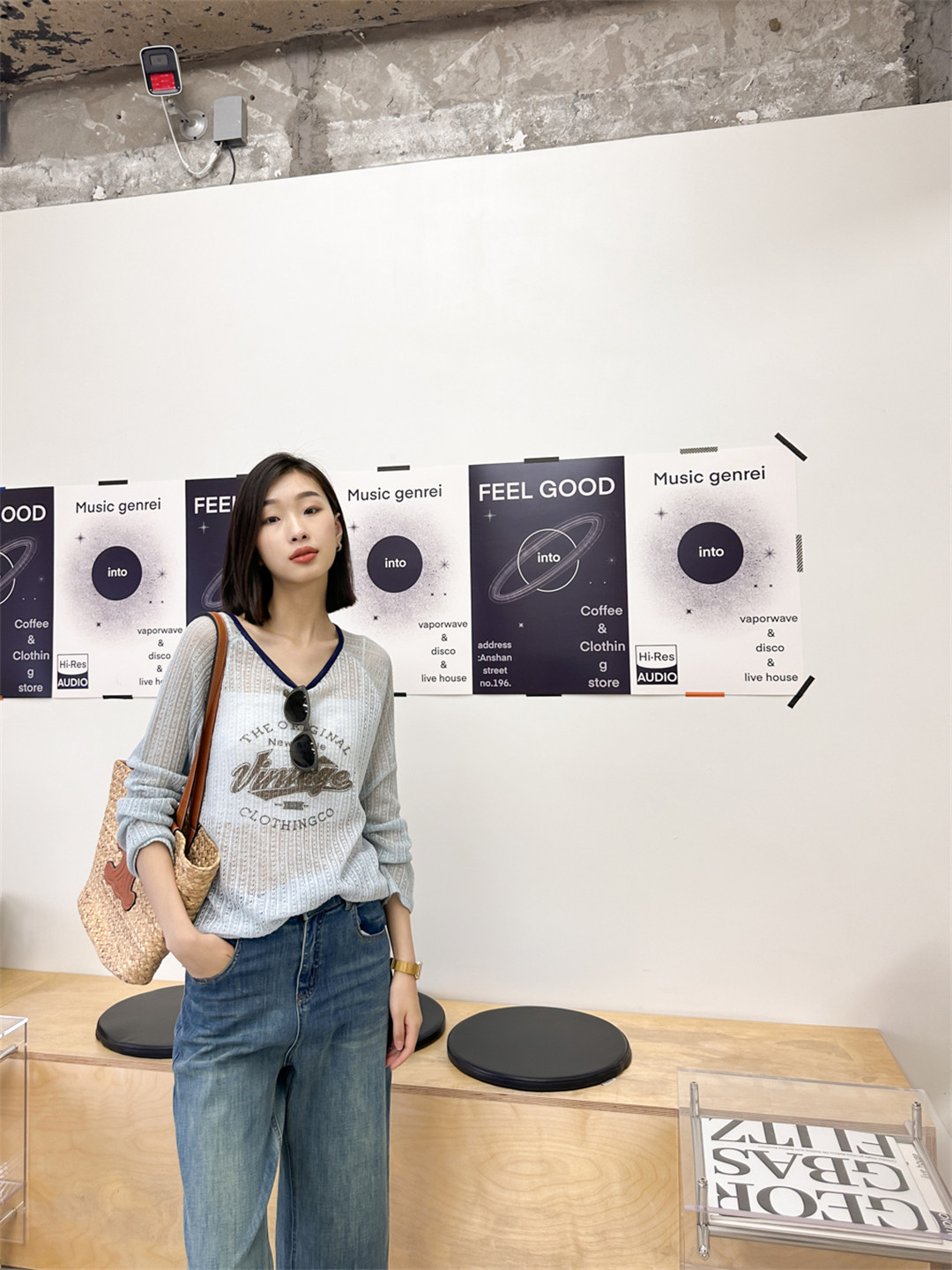 沈阳市沈河区文化路万达广场白月女装店