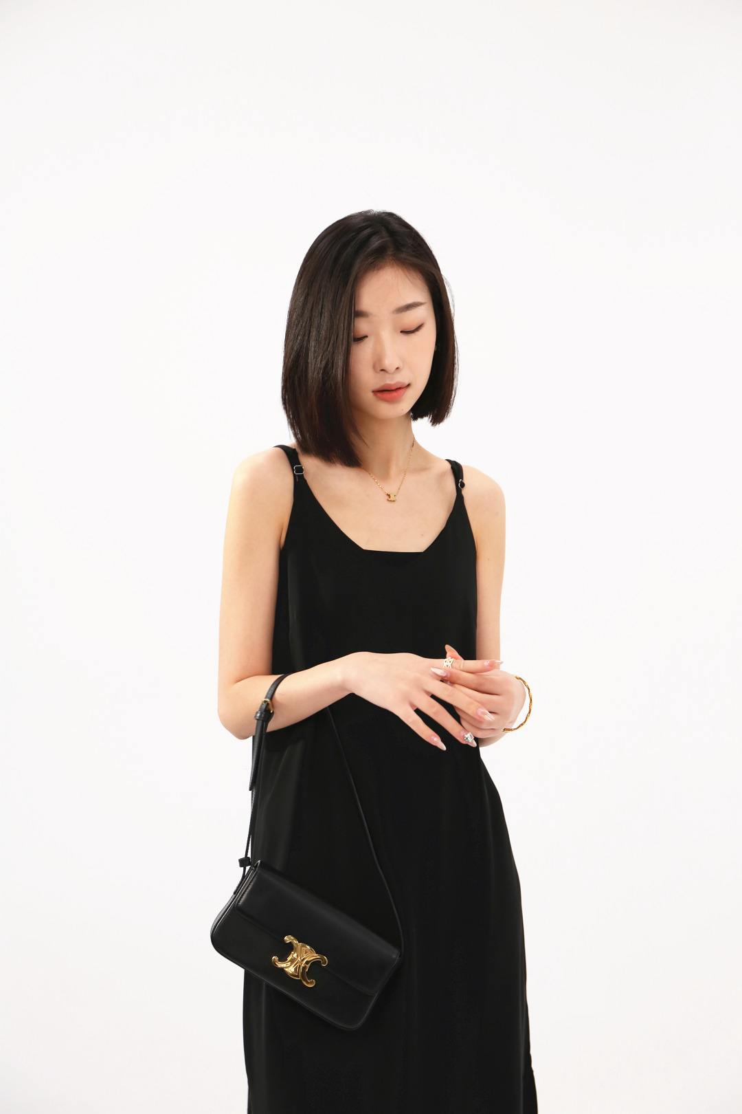 2024年我爱你节日白月时尚女装新款搭配