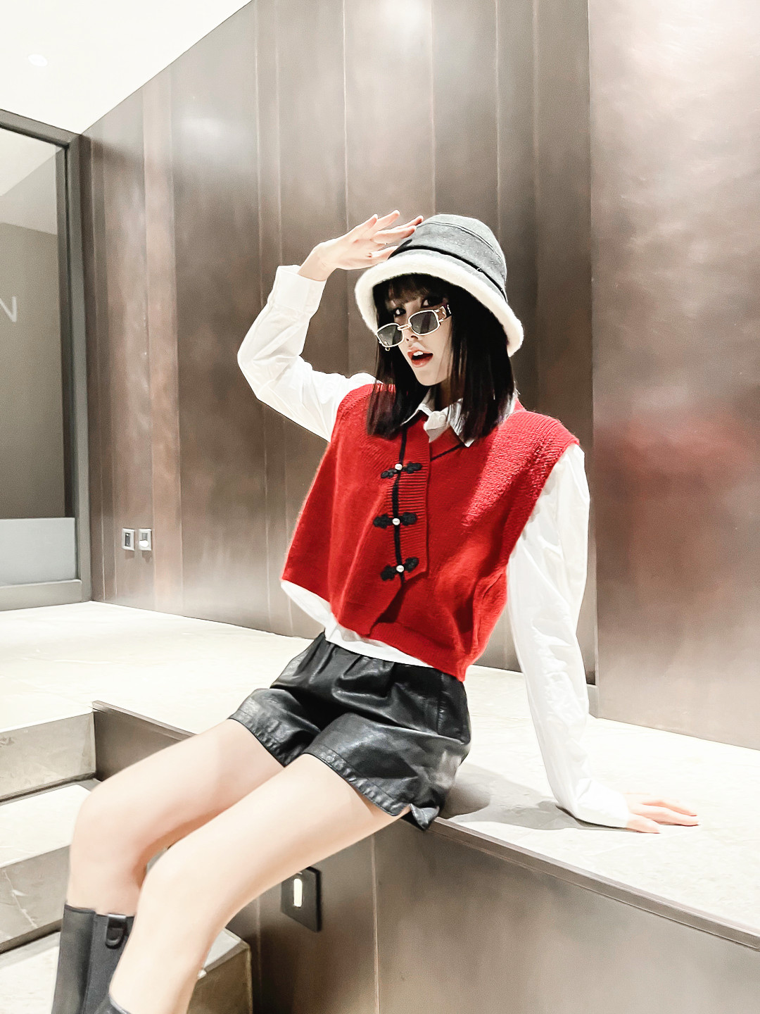 千城品牌女装设计师圣诞节新款时尚穿搭