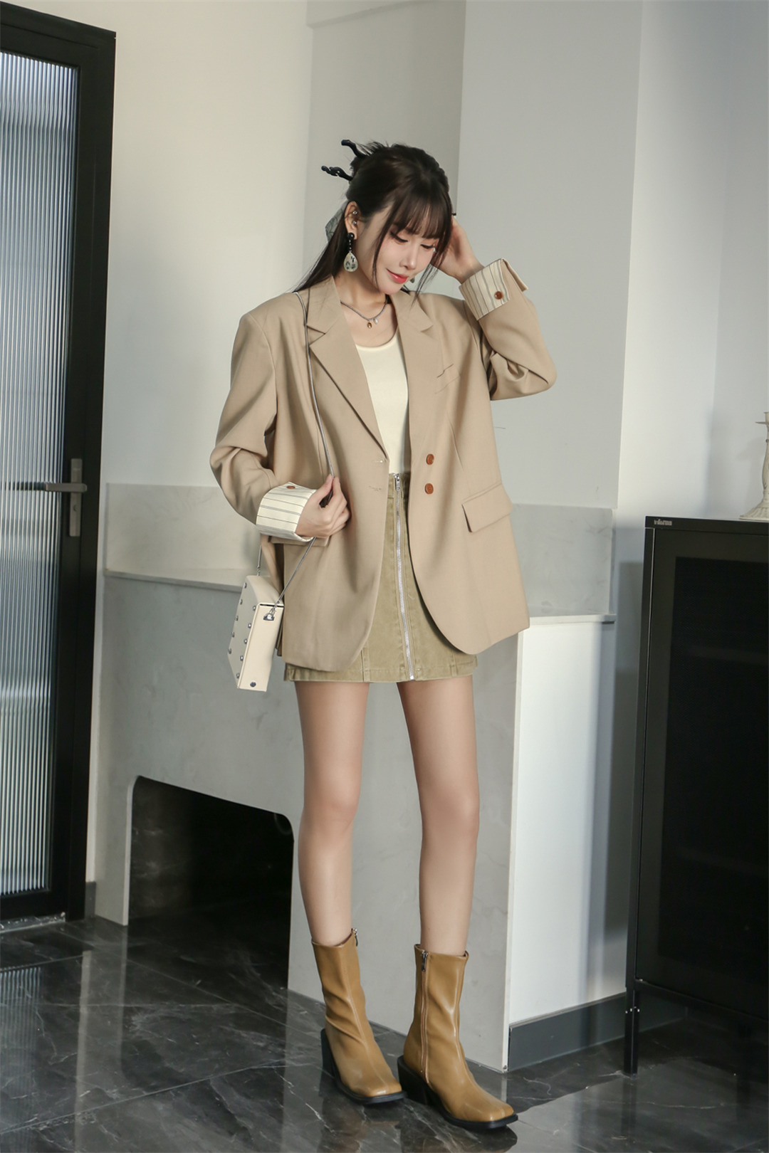 探索四月最新活力千城时尚女装穿搭趋势