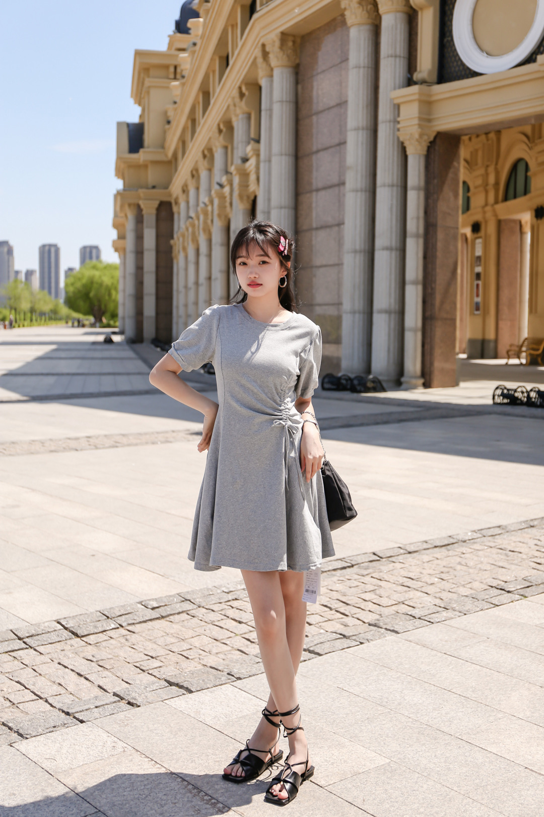 河北省秦皇岛市海港区新区千城时尚女装