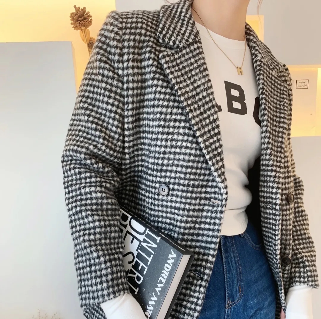 这十多款高端大气上档次的时尚女装 让你随时保持漂亮的姿态！