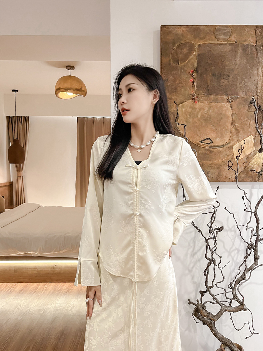 2024年春季新款白月女装王者风范华丽之韵宛若仙子下凡