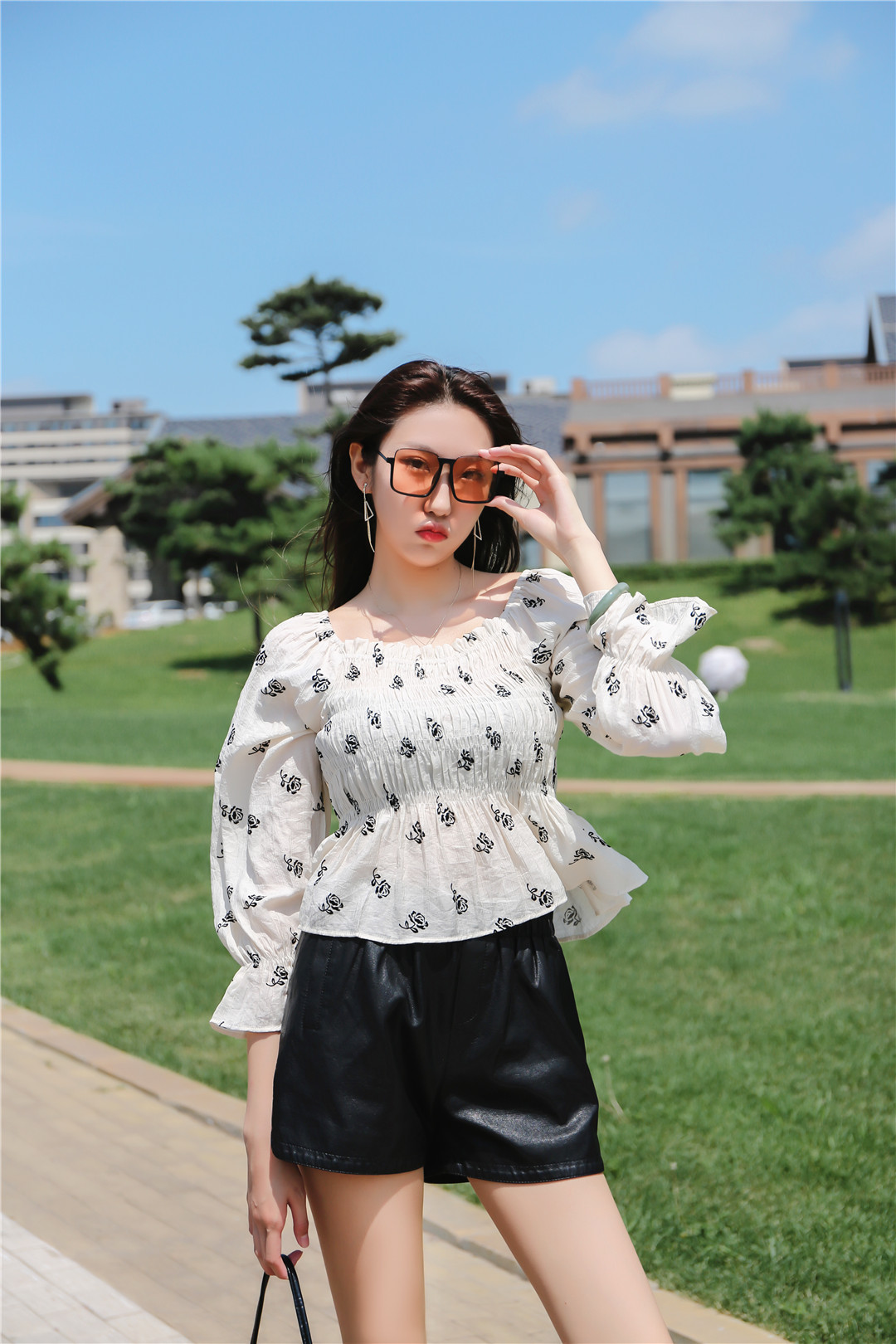 千城时尚女装秋季新款把自己变的更美好